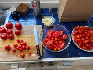 Tomatoes being sliced