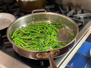 Green beans in a pan