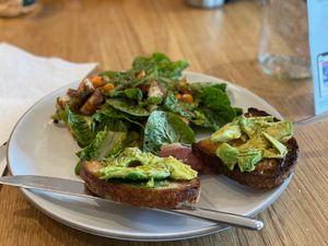 Avocado toast with green salad